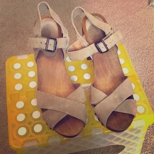 Saks Fifth Avenue Sandal